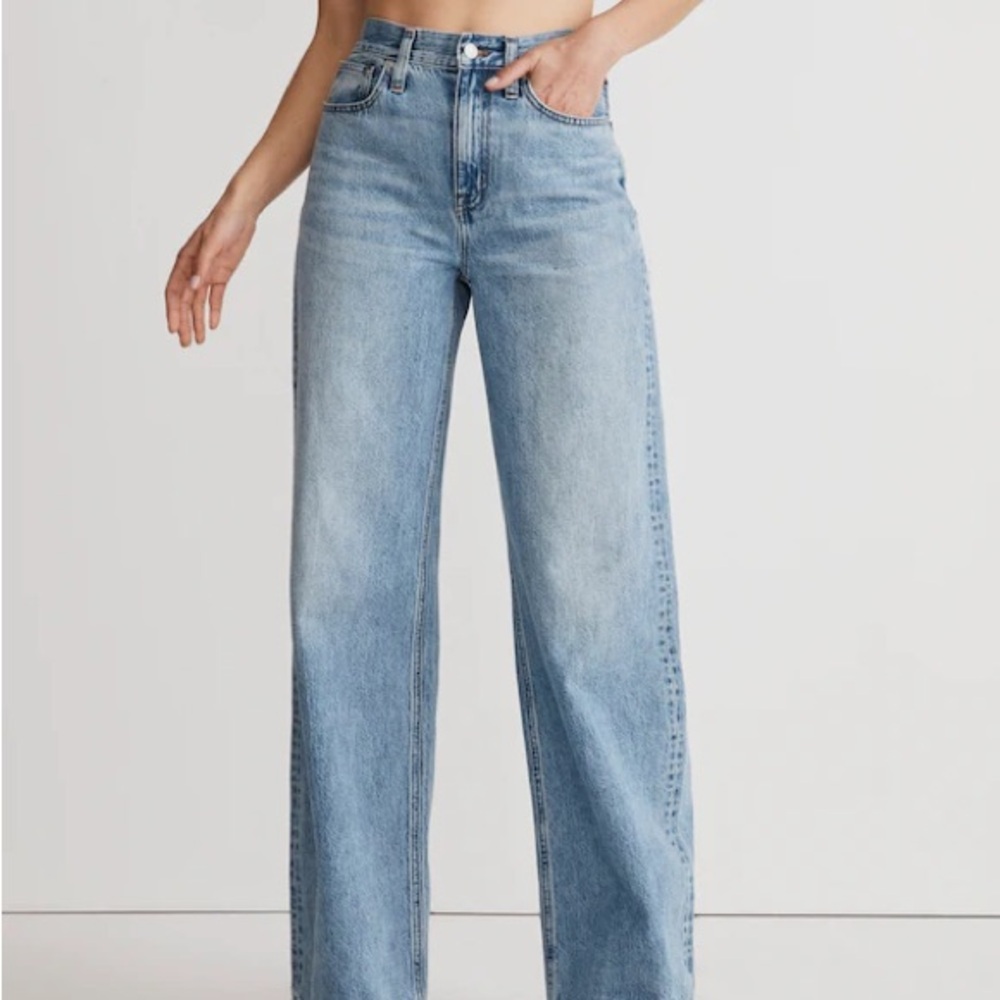 MADEWELL Superwide Leg Jeans in Medium Wash - Size 23